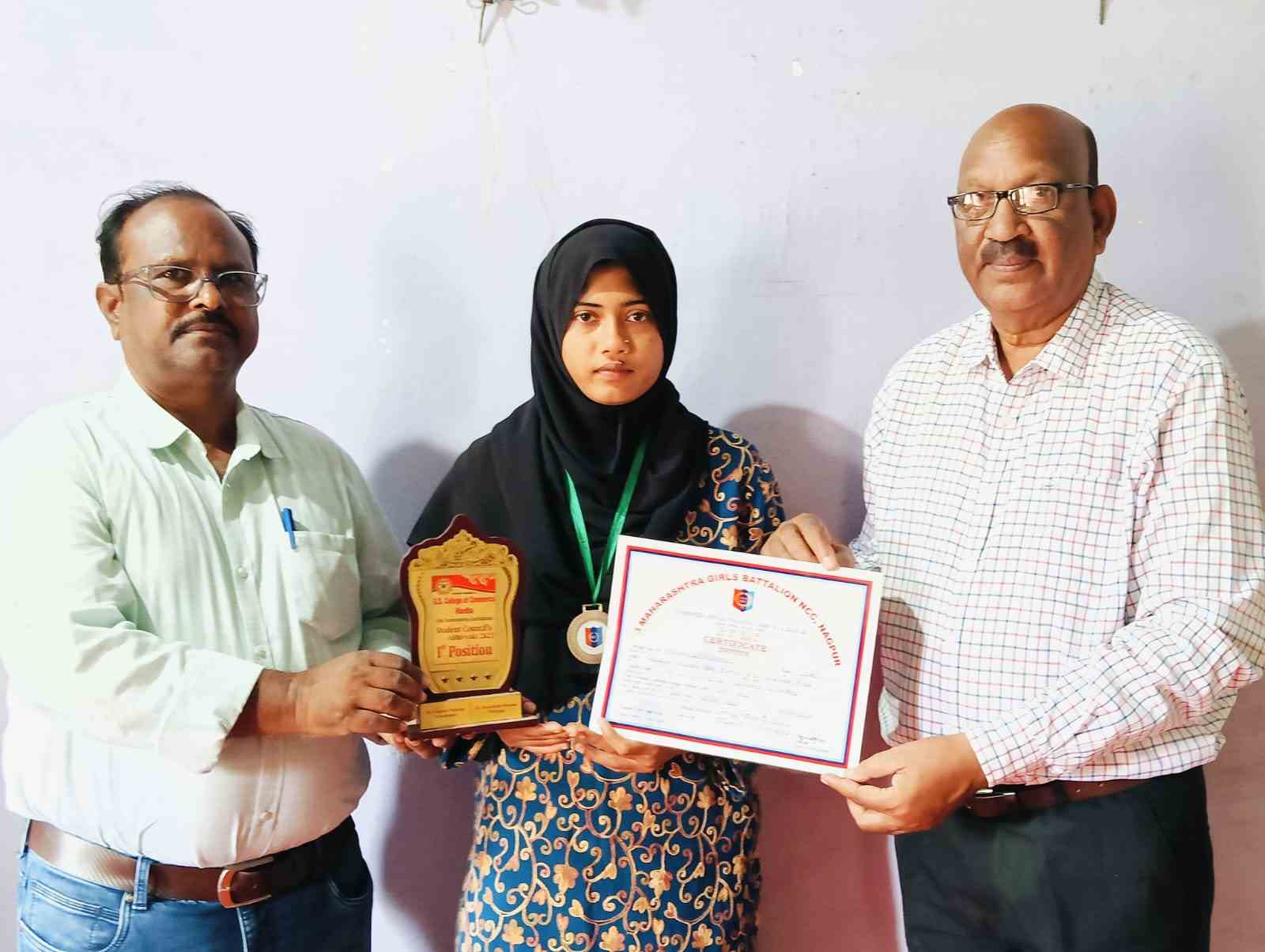 कु.फौजिया खान वकृत्वकलेतील एक गौरवास्पद वाटचाल :-इमरान राही